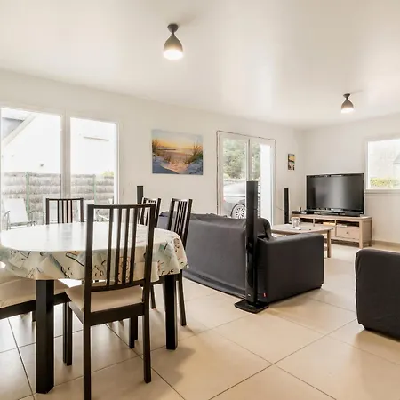 Holiday home Maison Recente A 200 M De La Avec Jardin Clos, Terrasse, Velos Et Wifi A - Fr-1-306-1265 *